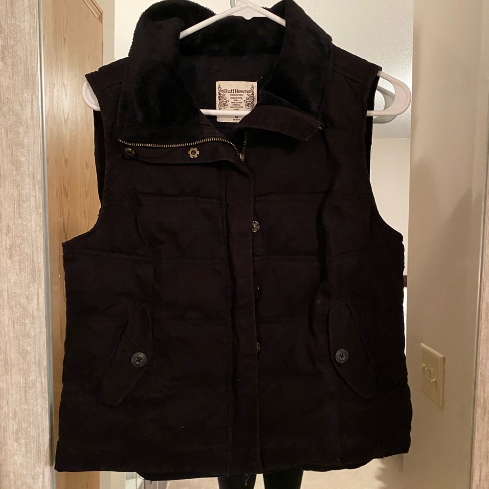 Black thick vest